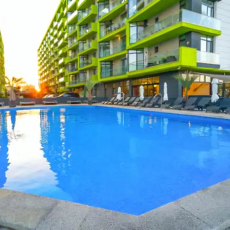 Luxurious Sea View In Piscina Si Langa Plaja アパート
