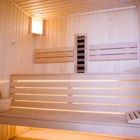 Luxurious Sea View In Piscina Si Langa Plaja アパート ナボダリ